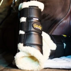 Gatsby Horse Boots Faux Sheepskin -Vevo Shop TE074002 01